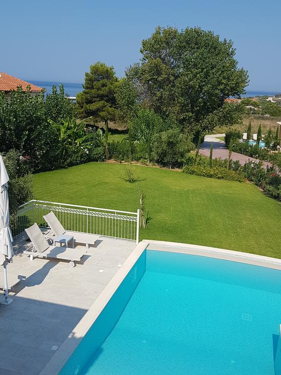 Afrodite Luxury Villa Svoronata Extérieur photo