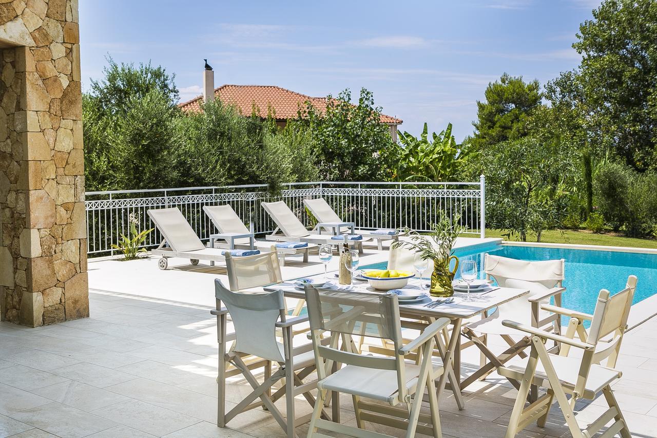 Afrodite Luxury Villa Svoronata Extérieur photo